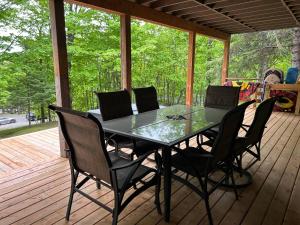 Walk to village-Cozy 2Bdrm, Trails, Forests