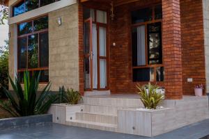 Serenity House Your Peaceful Modern Escape
