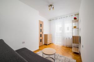 Jana Pawła Urban Apartment by BookingHost