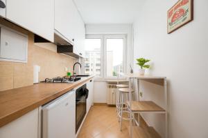 Jana Pawła Urban Apartment by BookingHost