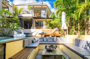 Villa Mauritius - Designer Private Studios
