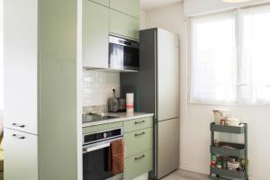 Apartment with balcony at the gates of Paris