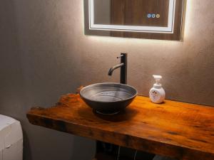Matsu no Yado New Japanese-Style B&B in Kyobashi A Premium Stay Experience with the Warmth of Tatami Mats and Traditional Beauty