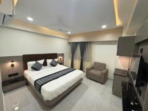 Hotel Lavish Regency
