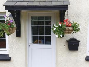Leat Cottage