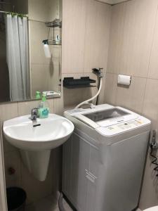 Accommodating Place