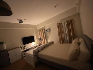 Cozy SMDC Condo at Hope Residences