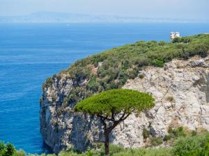 Vervece Apartment - Panoramic, Spacious with Seaview