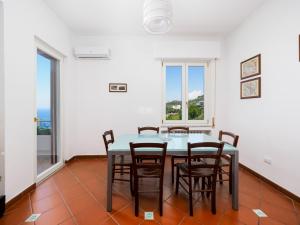 Vervece Apartment - Panoramic, Spacious with Seaview