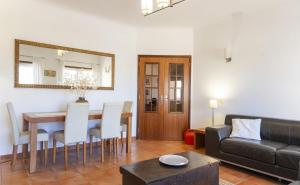 B106 - Galvao Hill Apartment in Lagos