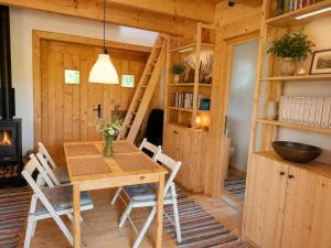 Lake Cabin Rosia Montana
