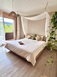 Lake View Balcony