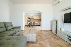 GuestHost - Lovely and Comfy Apartments by the Vineyard