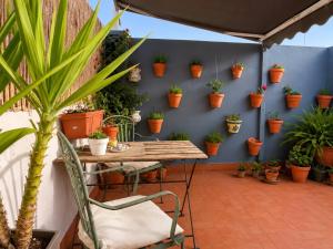 Nice Terrace near Beach