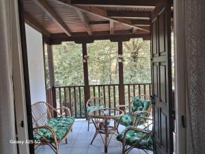 Paradise Apartment in Ai Giannis