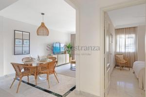 Marina Banús by Sol Maestranza