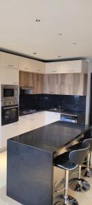 Appartement dans résidence vu sur mer
