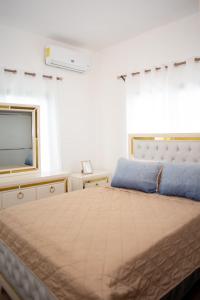 Luxstay Blue sky
