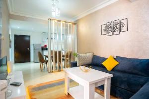 Majorelle Cozy Nest, Balcony & Secure Residence