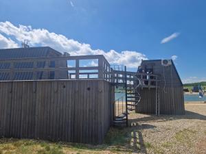 Rodinný 6 lůžkový pokoj s výhledem na Jezero Milada Ústí nad Labem