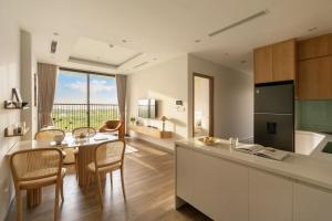 Pin Home - Swanlake Panoramic view - 3BRs