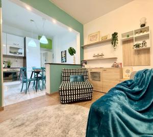 Loriginario Salviano Family Apartment Private Parking