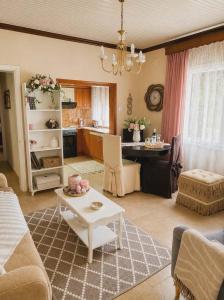 Kikas Stone House