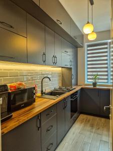 Boutique Apartment Suceava Modern Parcare WiFi Rapid