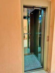 Elegance, Luxury Comfort Air Conditioning Free Parking