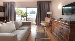 EDEN RENTALS White Molino Oasis