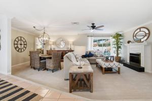 Barefoot Beach Cottage