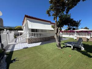 VillaBrisaeta, villa costera a un paso de todo.