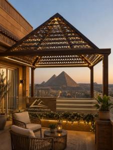 Gardenia Pyramids View Inn