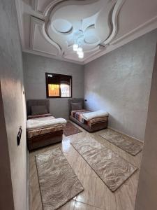 Maison calme avec piscine privée et grand jardin