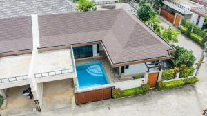Rawai 2D6号两卧泳池别墅 100米到海滩 近tops便利店 麦当劳 泰拳馆