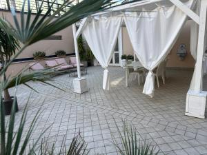 Home & Corso Elegant City Stay Avellino -Casa Vacanza con Terrazza Privata