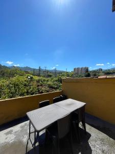 Apartamento con Terraza y Balcón Cerca de U de Medellin