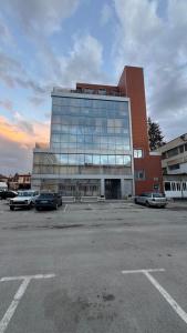 Апартамент 503