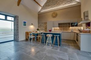 2 Bed in Aberdaron oc-bow86