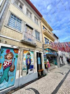 Edifício Senhoras da Casa - Central Old Town Apartments with Balcony