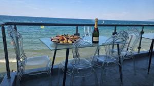 Artisti Elena Thalassa Golden Suites 1