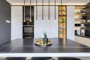 Shell Sky Luxury Penthouse with Private Pool