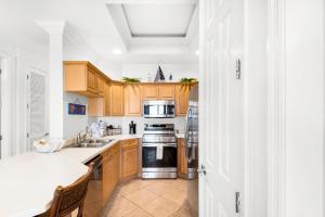 Mediterranea 505B by Newman-Dailey