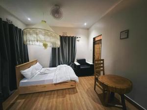 Breezy Lodge