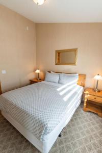 Banff Wood Lodge 2 bed-2 bath Town House