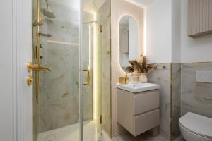 Gorgeous Studio in the Strict person with AC & parking