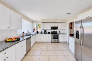 Miami Heat Villa 6BR Retreat