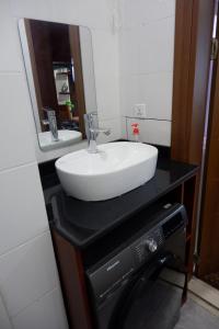 Tausi Studio Apartment Kawe
