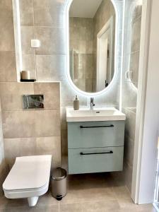 AHOJ REWAL- 450 m do plaży -Apartament na piętrze-