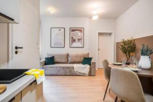 Elegancki Apartament z miejscem do Pracy obok MTP